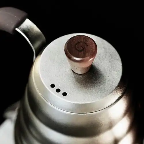 Титановий чайник для пуровера HARIO V60 Drip Kettle Buono Titanium